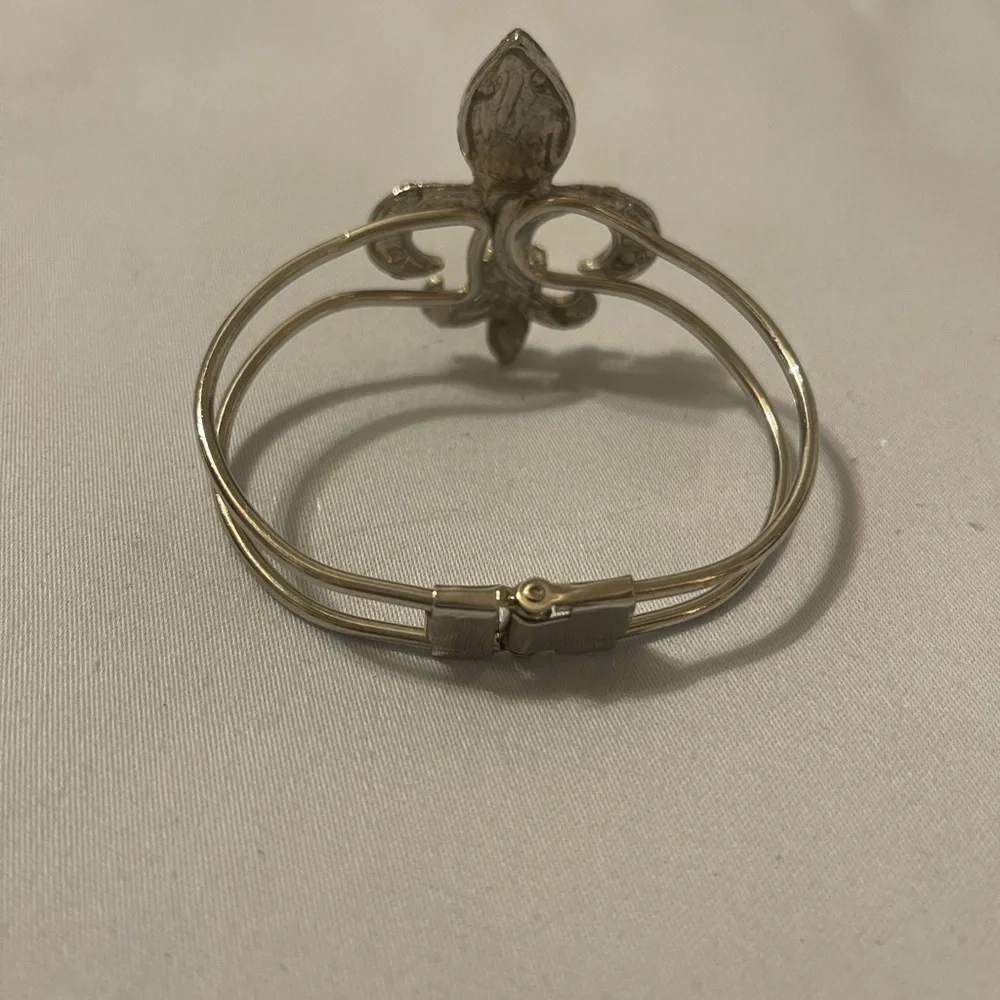 Fleur-de-Lis silver & crystal adjustable costume‎ Bracelet - Picture 2 of 3